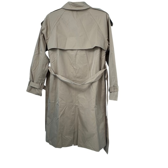 Chic Tan Trench Coat - Picture 7 of 9